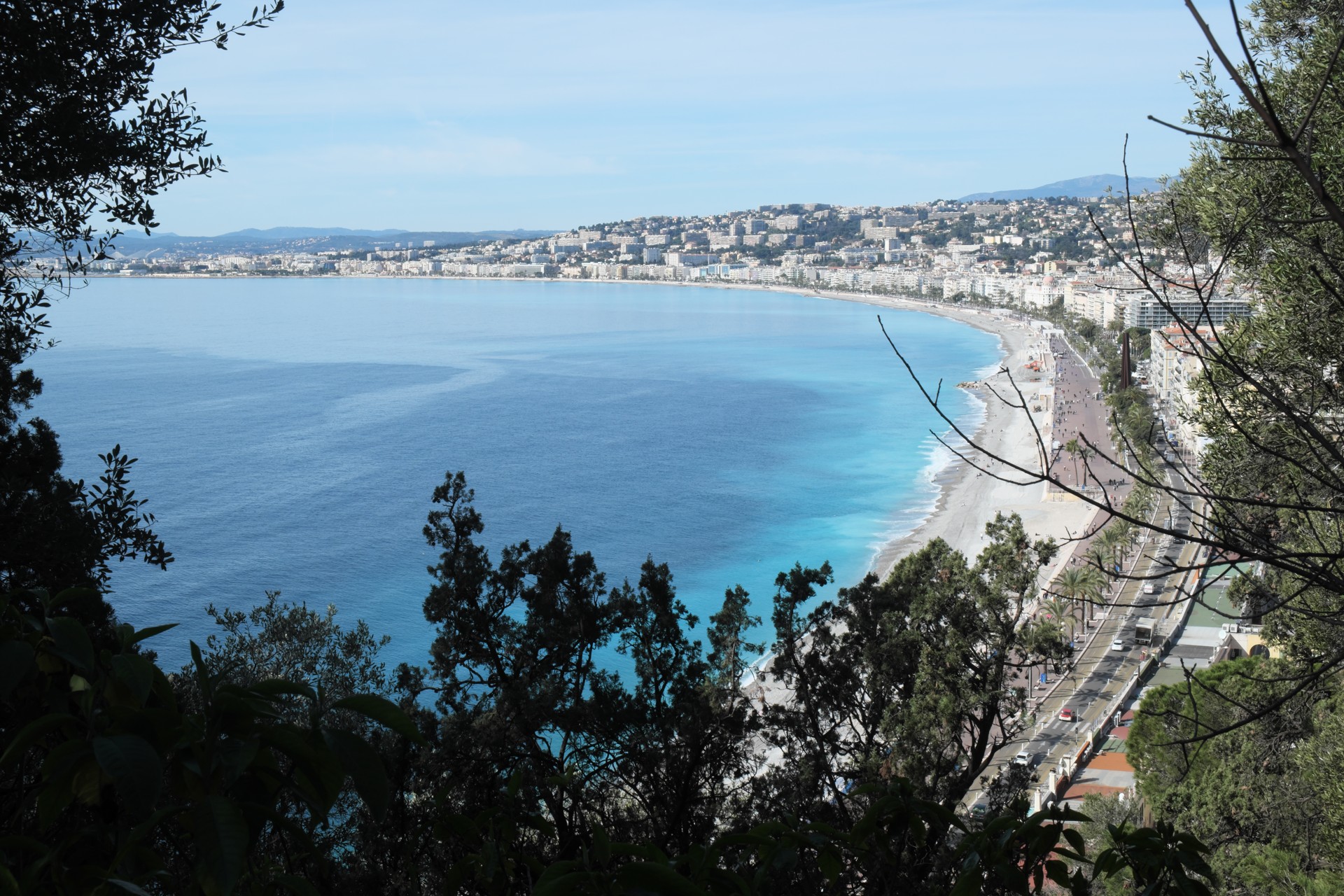Baie des Anges vue depuis la colline du Château à Nice